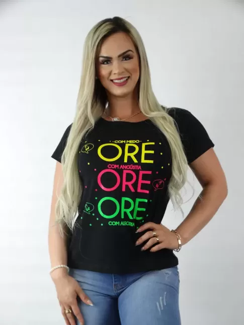 Blusa Feminina T-shirt em Viscolycra Preto Com Medo Ore Com Angustia Ore Ore Com Alegria [2209074]