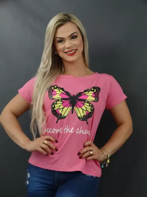 Blusa Feminina T-shirt em Viscolycra Borboleta Rosa Become The Change [2112123]