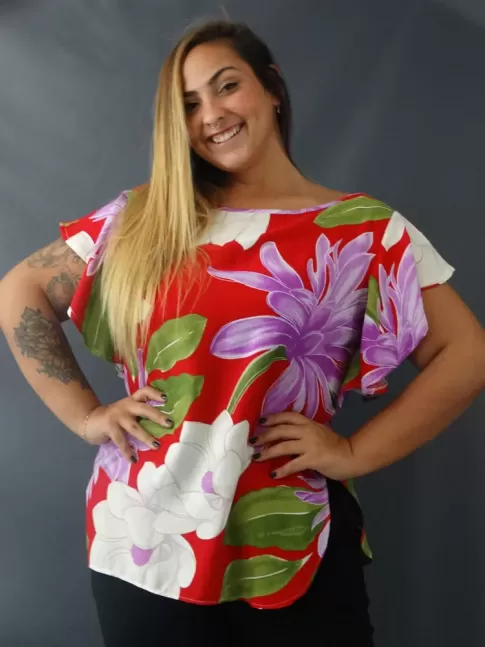 Blusa Feminina Decote Canoa Manga Flare em Viscose com Flame Plus Size Vermelho Flores F [2205058&91;