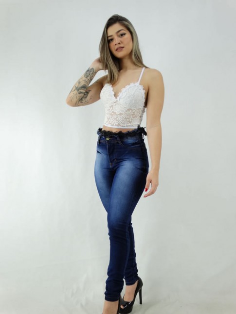 calca jeans desfiada na cintura