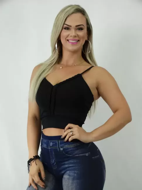 Cropped em Suplex com Bojo Preto Decote V com Trançados [1901150]