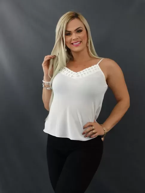 Blusa Feminina com Alça Decote V Vazado com Tiras em Crepe Branco [2109258&91;