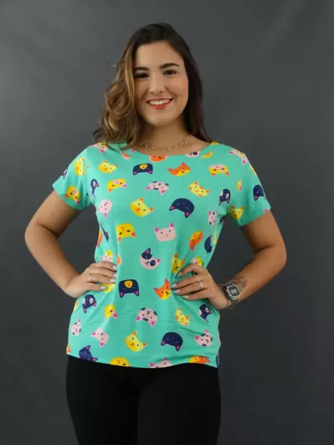 Blusa Feminina T-shirt Estampada em Viscolycra Verde Gatos [2109224]
