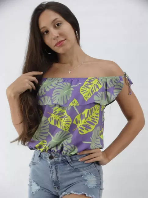 Blusa Feminina Ciganinha de Alca com Lacinho e Babado em Viscose Lilas Folhas Colors [2303018]