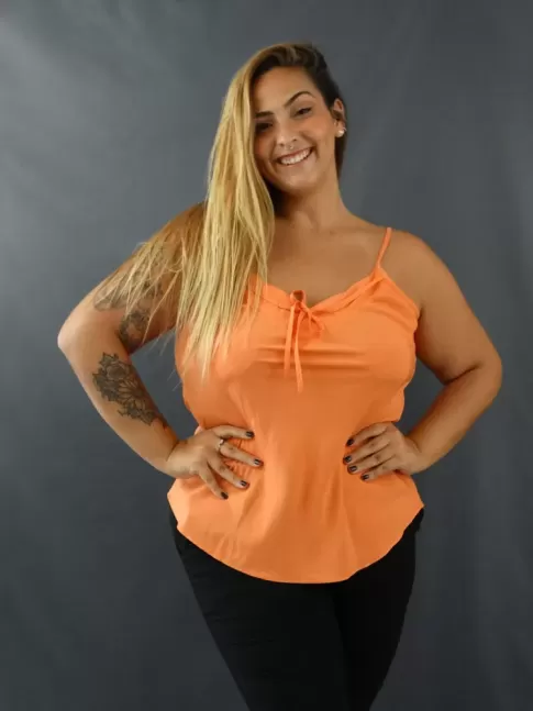 Blusa em Viscose Detalhe Nuvem no Decote Coral [1907061]