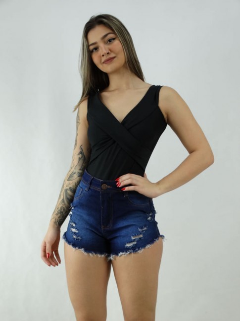 short jeans enrugado