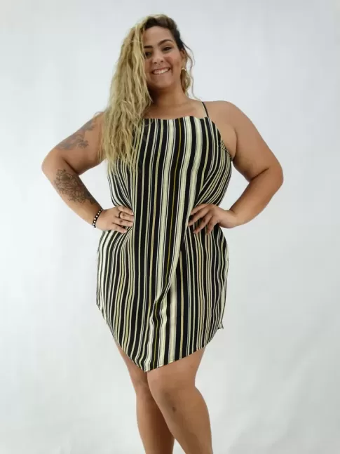 Vestido em Viscose de Alça Fina Assimétrico Plus Size Preto Listras Mostarda [1912160&91;