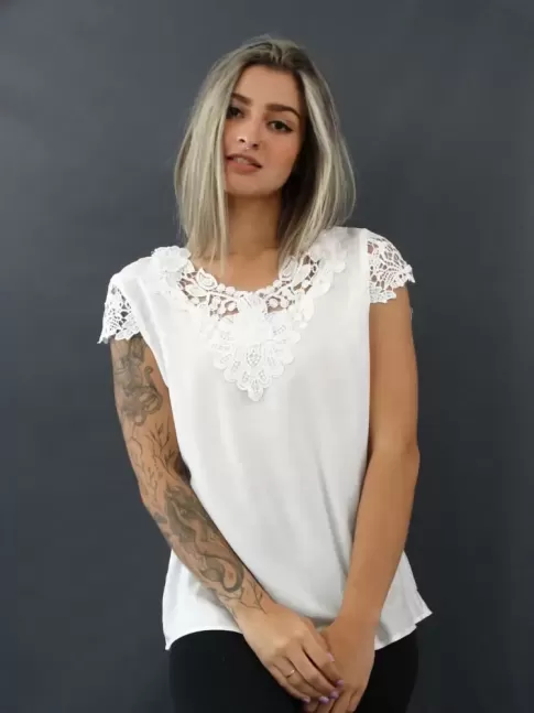 Blusa com Bordado no Decote e na Manga em Viscose Branco [2012119&91;