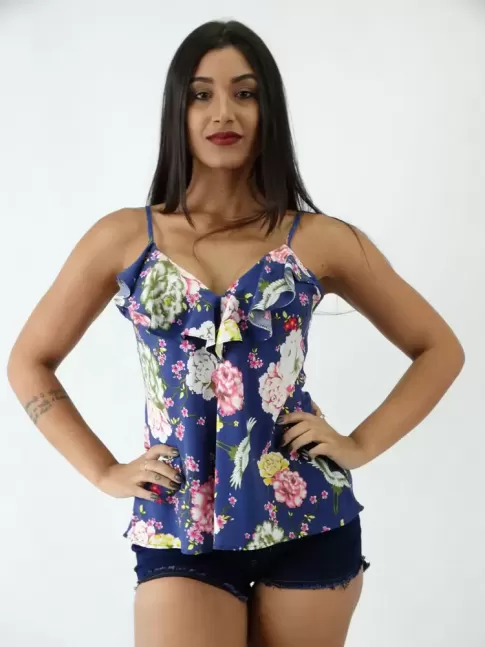 Blusa em Viscose com Babado no Decote Azul marinho com Flores