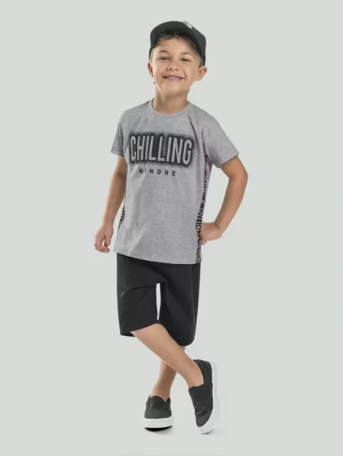 Blusa T-Shirt Infantil Masculina Estampada Chilling Cinza [2008215]