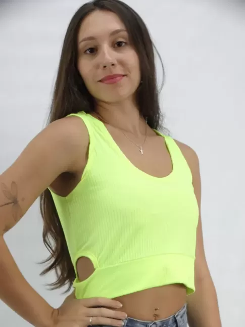 Blusa Feminina Cropped Decote U Detalhe Vazado nas Laterais em Suplex Canelado Verde Fluor [2303027&91;